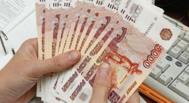 В Коми пенсионерка купила набор ножей на деньги банка приколов