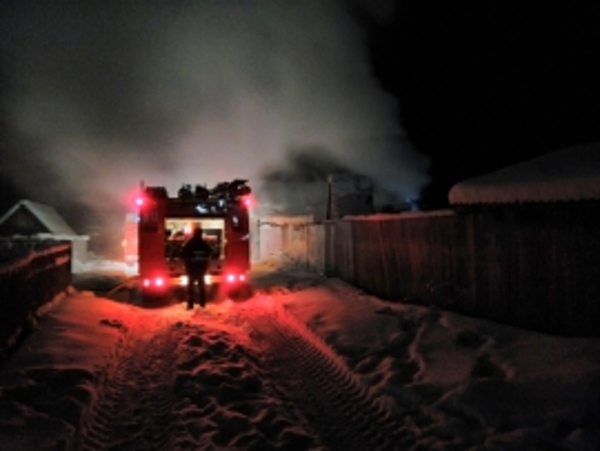В Коми пожар превратил курятник в гигантскую духовку