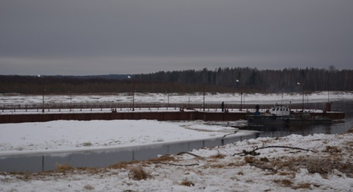 Мост, который снесло льдом в Коми, решили не восстанавливать