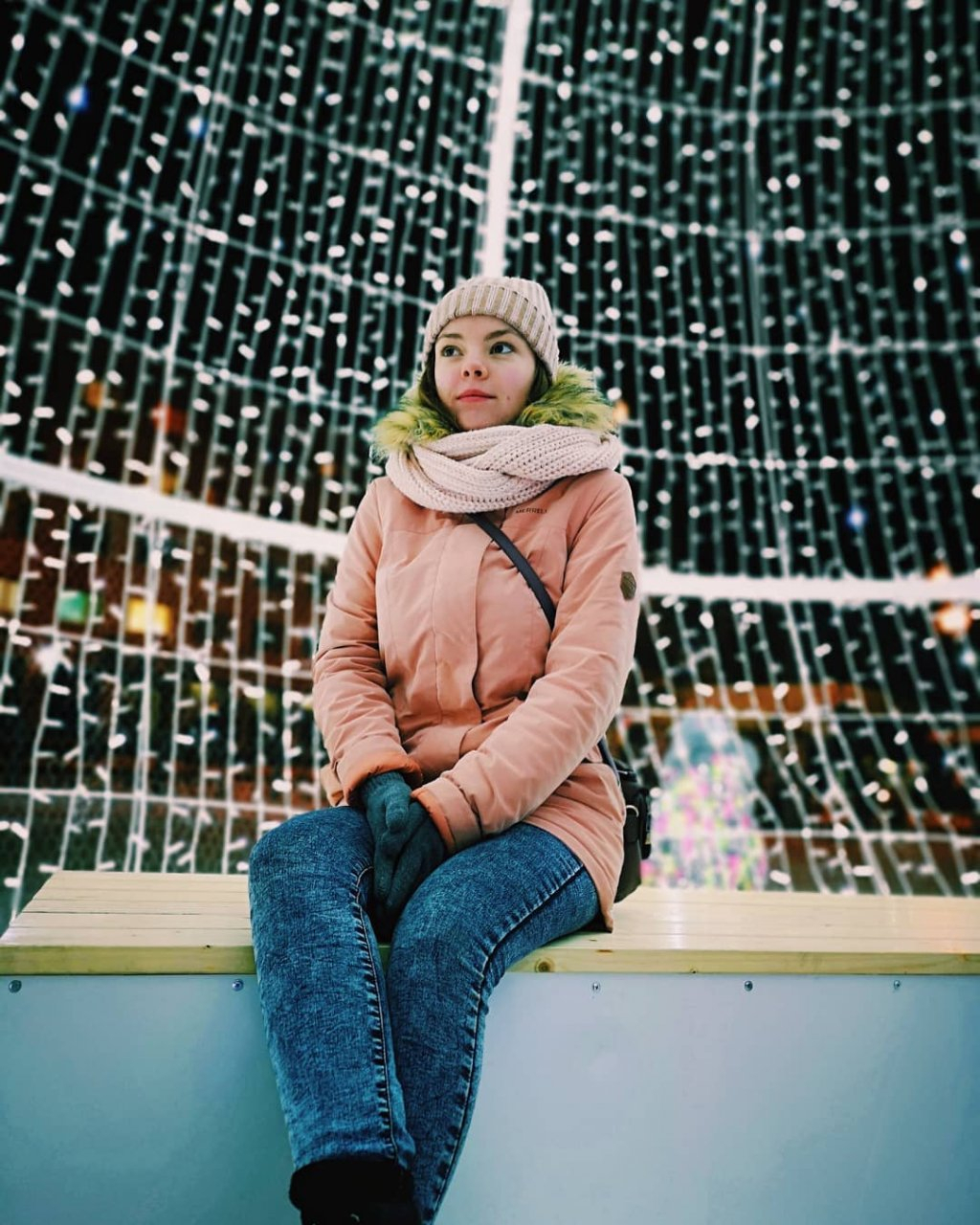 Томный взгляд, зимняя сказка и маска для лица: 10 фотографий очаровательных сыктывкарок из Instagram
