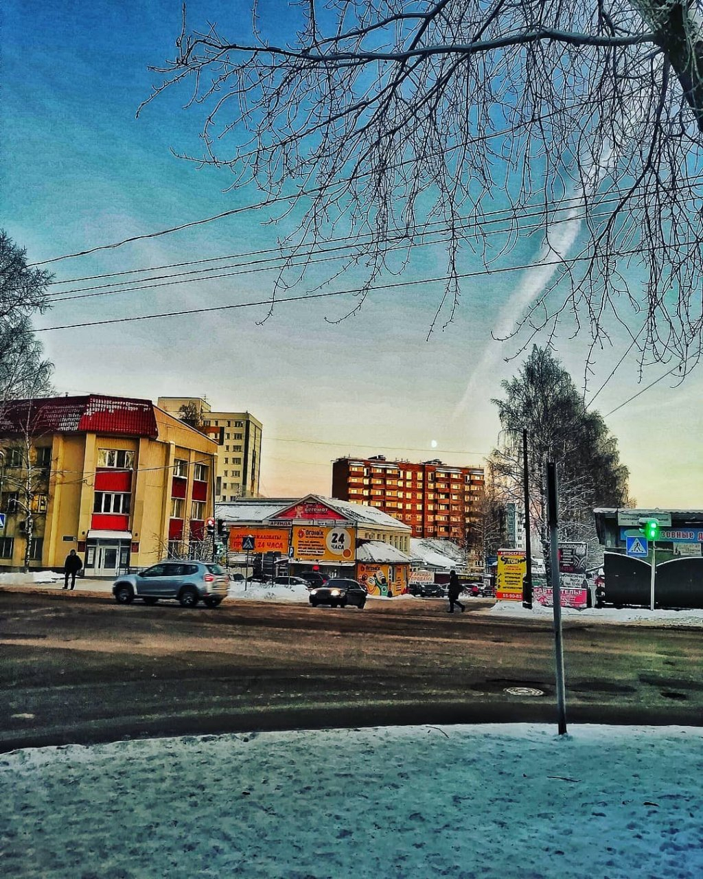 Фото дня: сумеречные улицы Сыктывкара