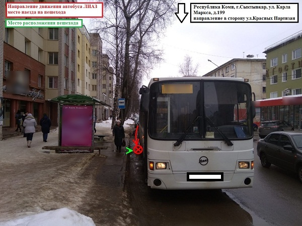 В Сыктывкаре автобус наехал на мужчину прямо на остановке