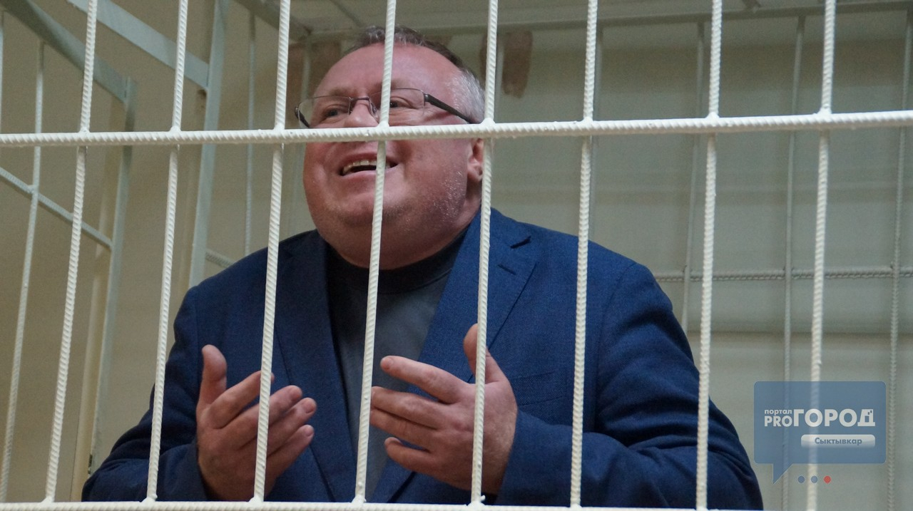 Экс-депутат Госсовета Коми Михаил Брагин заявил, что не требует денег за моральный вред