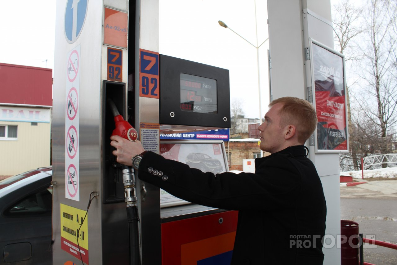 В Сыктывкаре впервые за год подорожал бензин: что будет дальше?