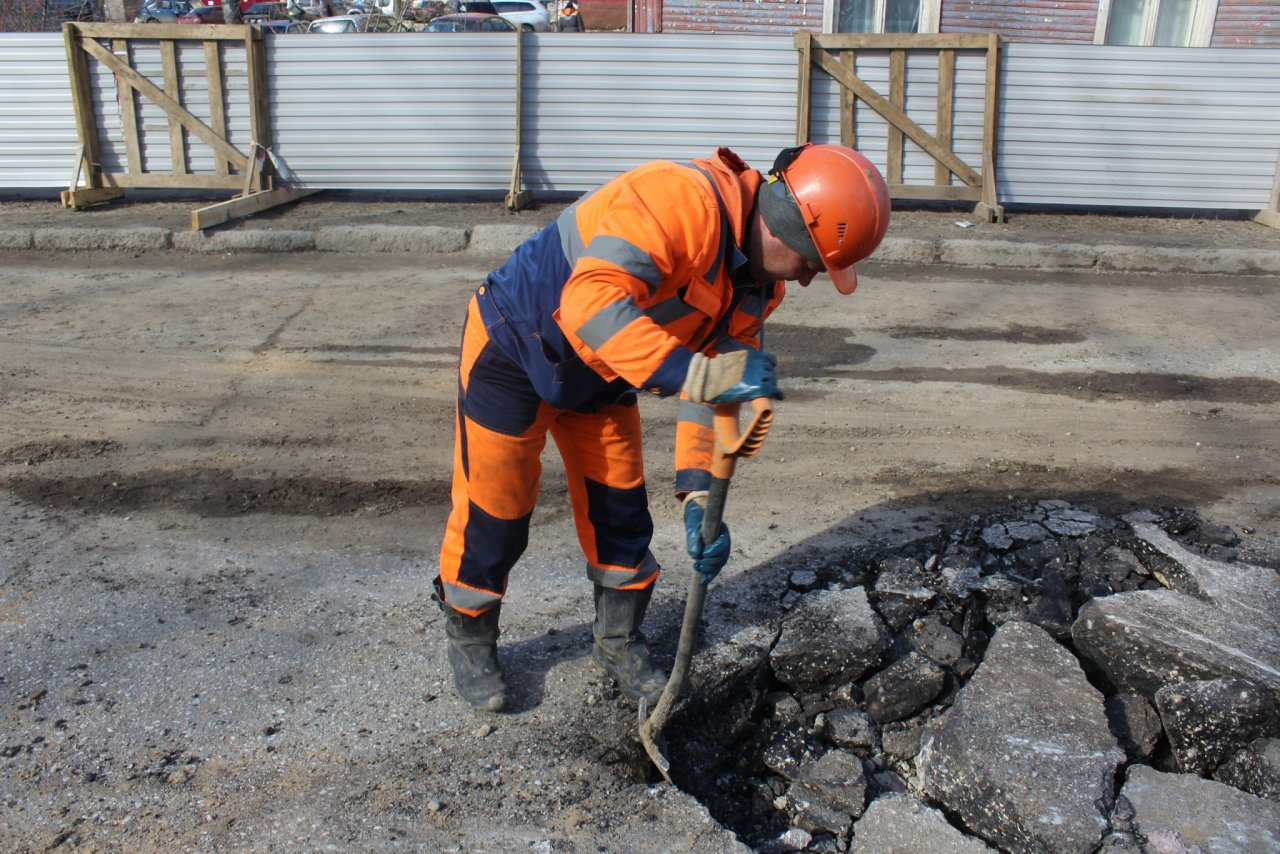 В Сыктывкаре запретят перекапывать новый асфальт: что об этом говорят коммунальщики