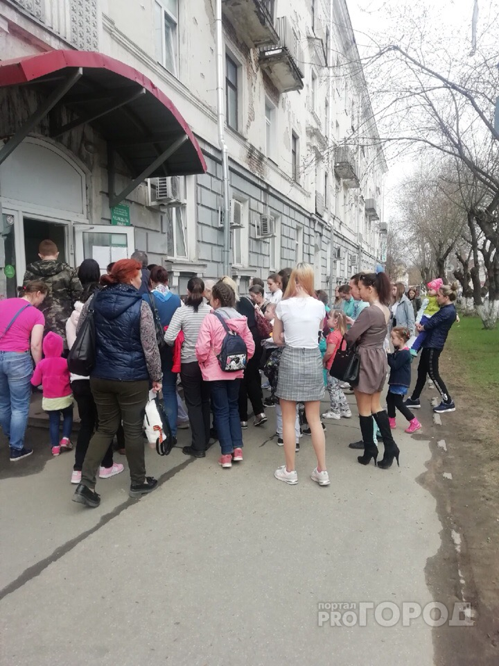 В Сыктывкаре срочно эвакуировали детскую стоматологию