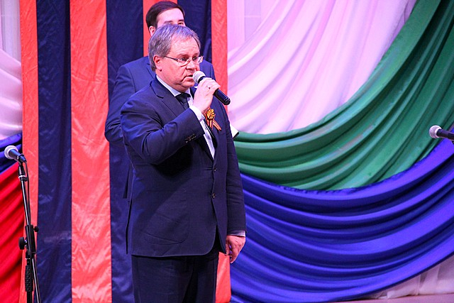 «Мы перед вами в неоплатном долгу»: мэр Сыктывкара поздравил ветеранов с наступающим Днем Победы