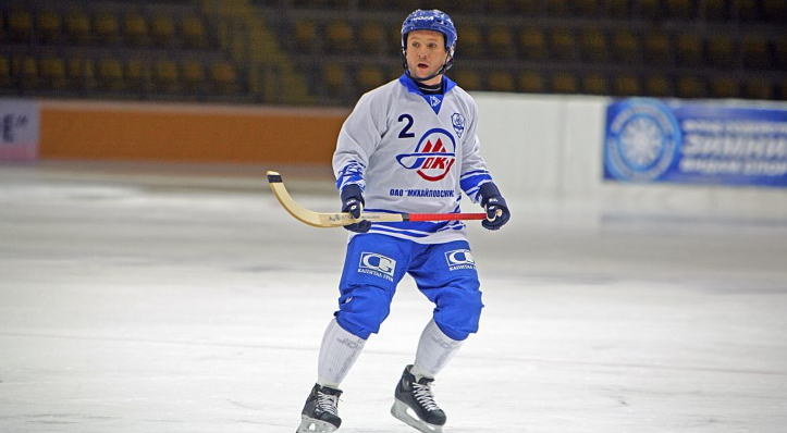 Главный тренер сыктывкарского «Строителя» возглавит сборную России по хоккею с мячом