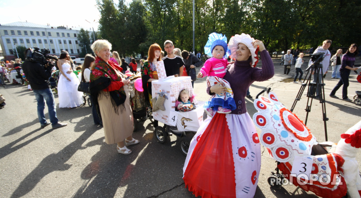 Выяснилось, в каких городах Коми пройдет парад колясок в День защиты детей