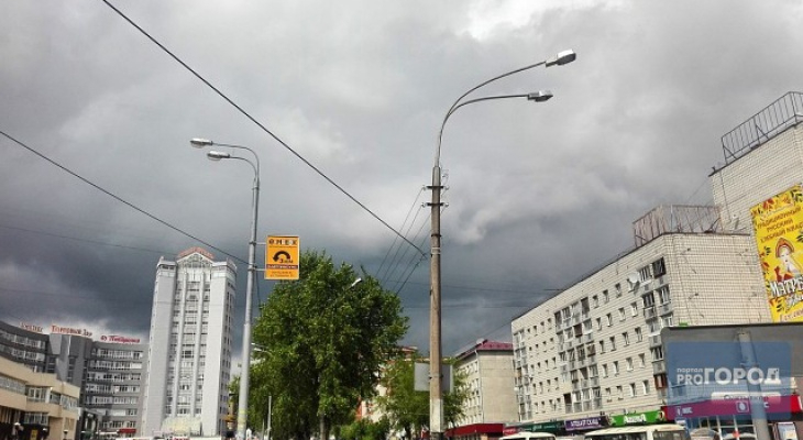 Грозы и сильный ветер: в Сыктывкаре объявили штормовое предупреждение