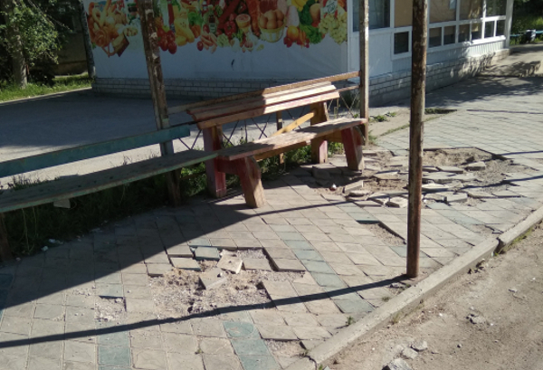 Выяснилось, когда отремонтируют тротуары в одном из районов Сыктывкара