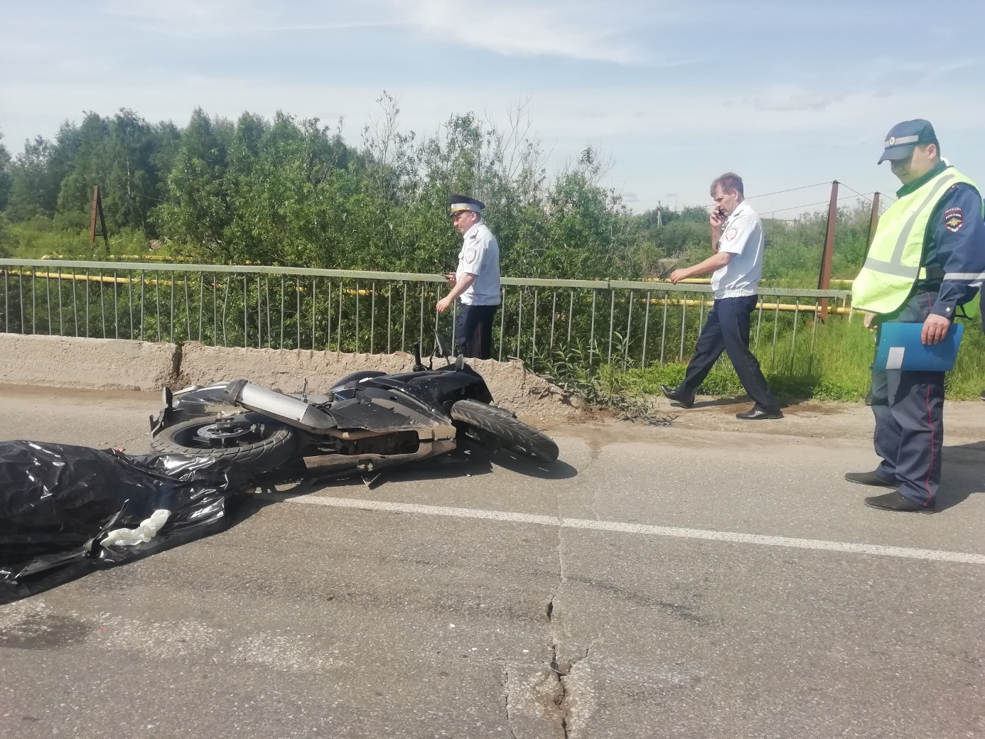 В Коми насмерть разбился мотоциклист (фото)