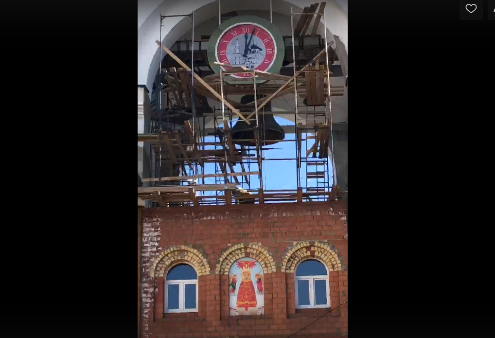 На звоннице собора в Сыктывкаре появились часы в память о жертвах атеизма (видео)