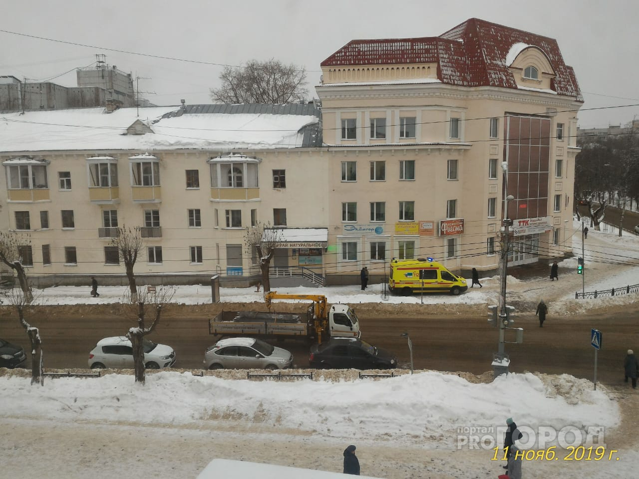 Во время ледяного дождя в Сыктывкаре пострадали 69 человек