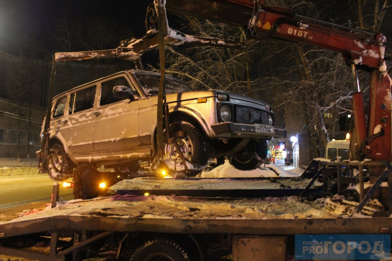 Кто мешает «дорожникам» убирать снег: фоторепортаж с рейда по Сыктывкару (фото)