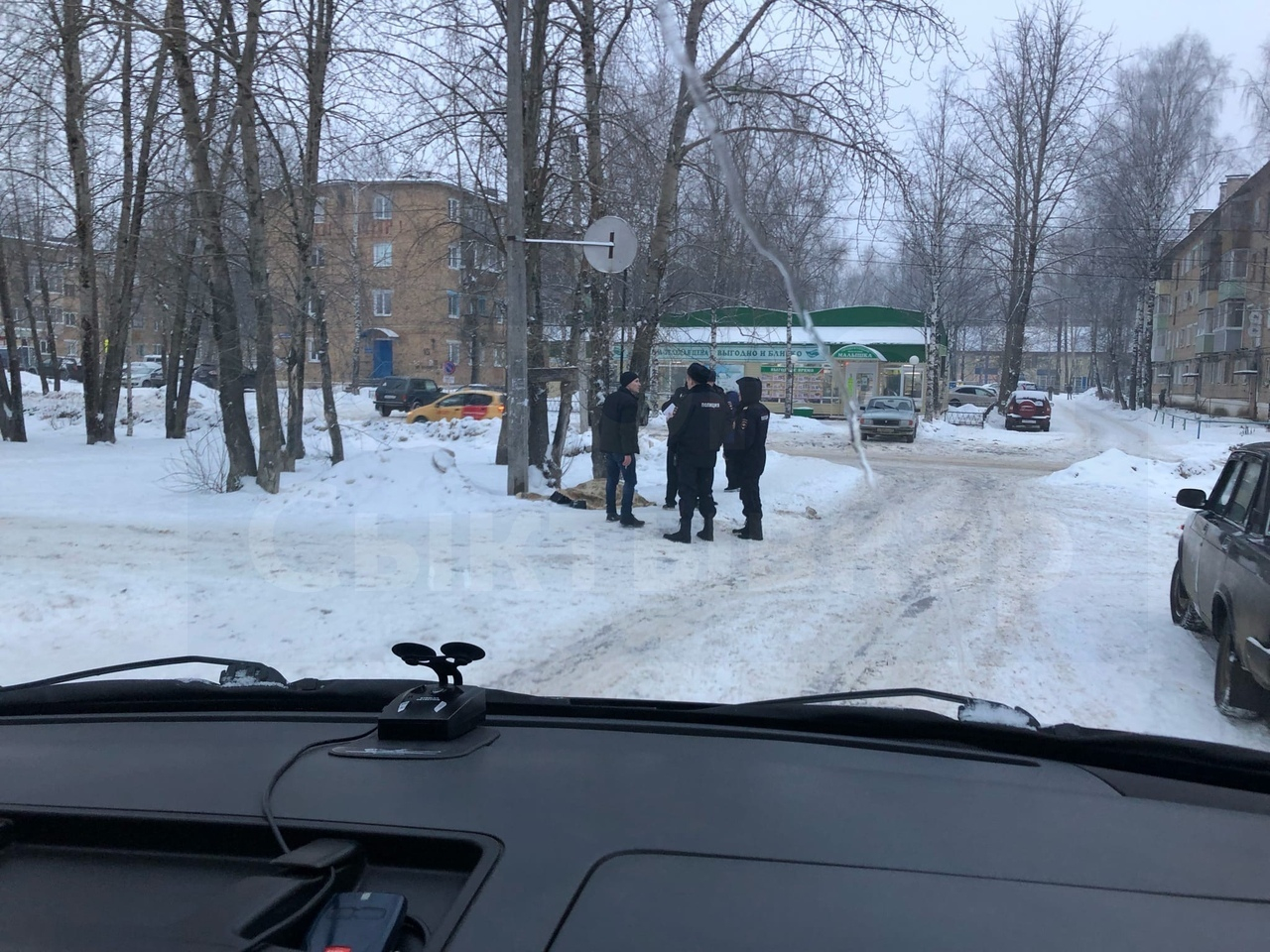 Сыктывкарцы: «На улице в Эжве лежал труп»