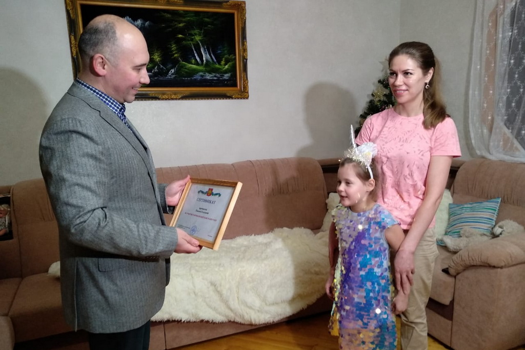 Девочка из Сыктывкара поедет на елку в Кремле