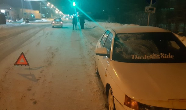 В Сыктывкаре под колеса авто угодил 17-летний подросток