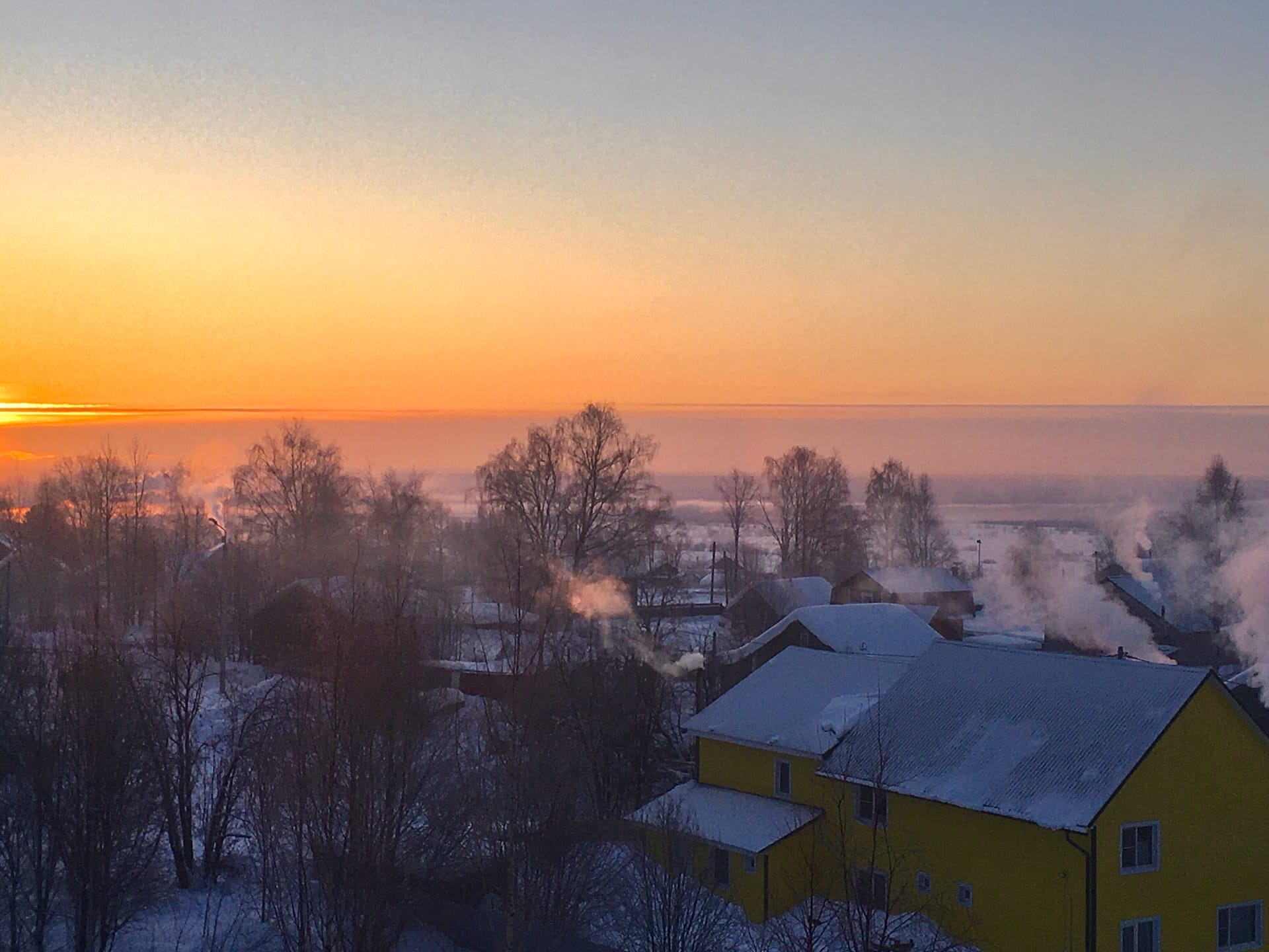 Фото дня в Сыктывкаре: бесконечная тишина холодного северного утра