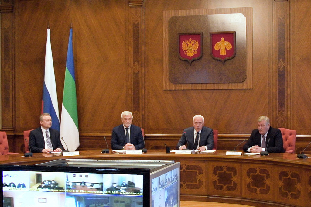 В Сыктывкаре официально представили временно исполняющего обязанности Главы Коми Владимира Уйбу