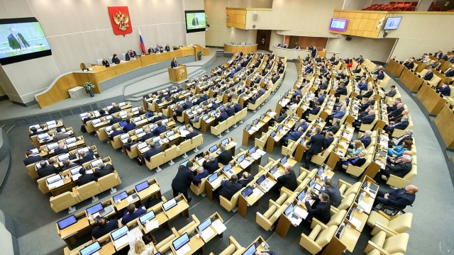 В России обсуждают закон о наказании чиновников за хамство