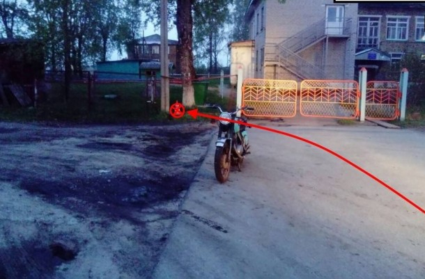 В Коми молодой парень влетел на мотоцикле в забор детсада (фото)