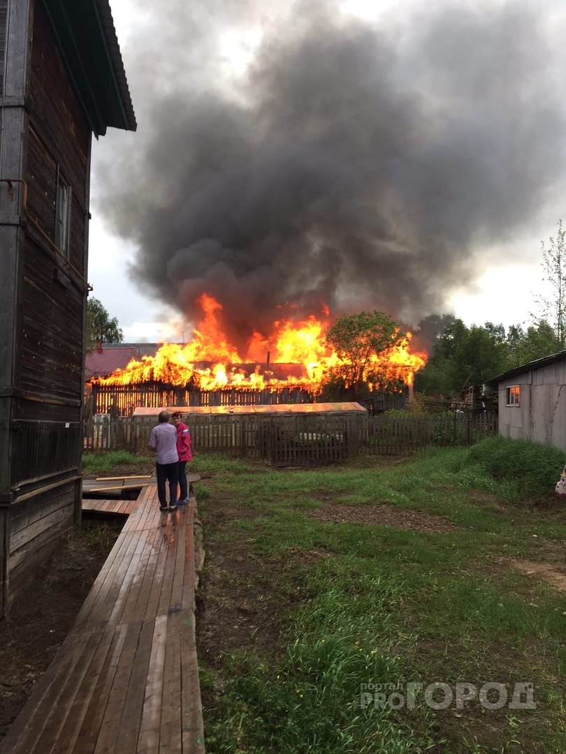 Страшный пожар в сыктывкарском Заречье унес жизнь человека
