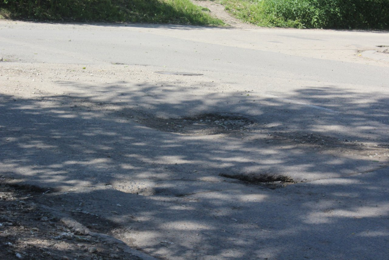 В Сыктывкаре отремонтируют одну из самых разбитых дорог
