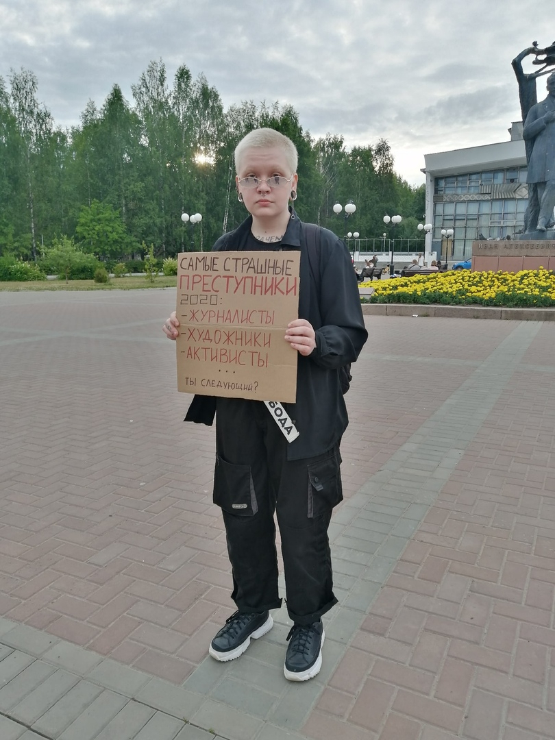 «Это демонстрация страха»: сыктывкарские журналисты о задержании работников СМИ по всей России