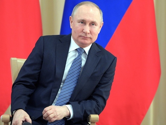 Владимир Путин планирует вывести Россию в десятку ведущих стран мира и сократить бедность вдвое