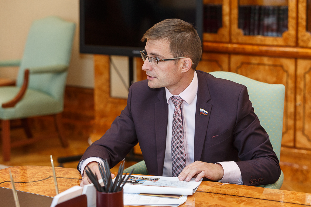 Два сенатора от Коми за год заработали суммарно 14 миллионов рублей