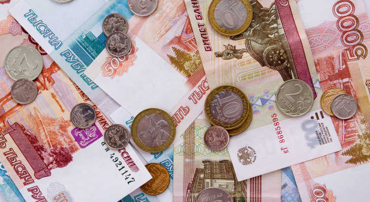 В России нашли деньги для выплат на детей в августе