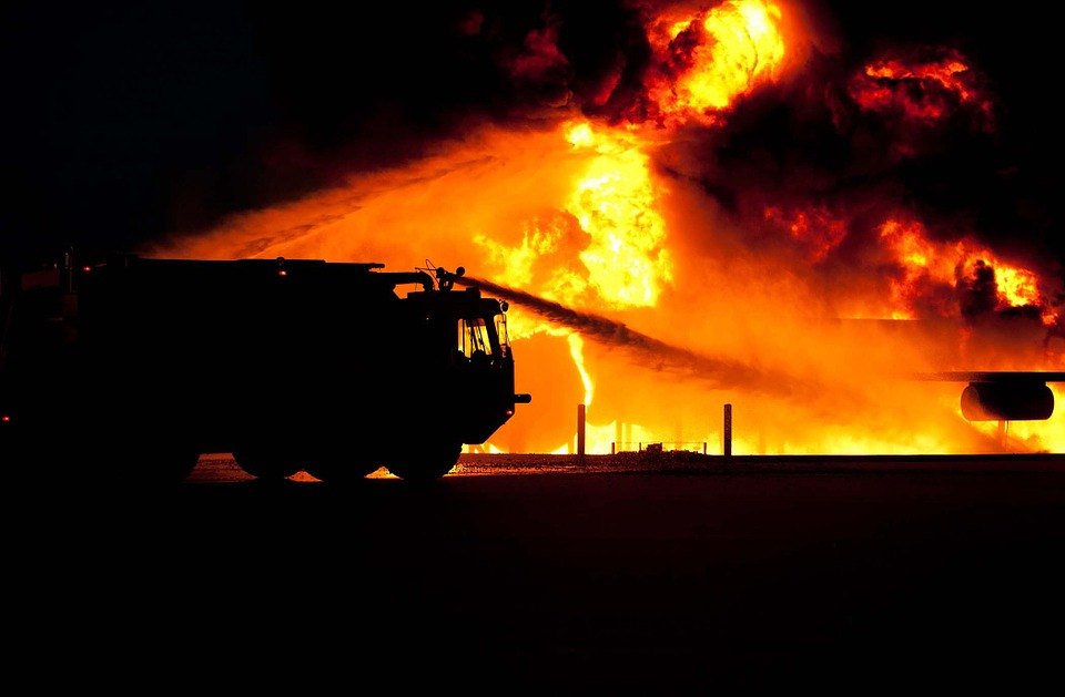 В Коми пожарные-добровольцы спасли из огня двоих человек