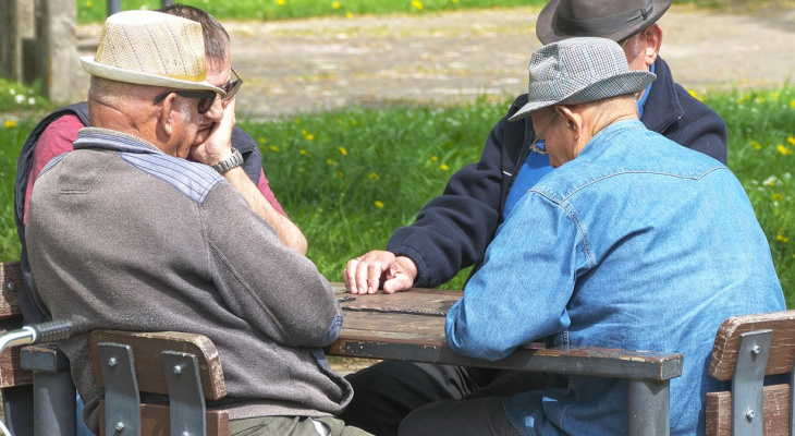 В Коми продлили режим самоизоляции для пожилых людей