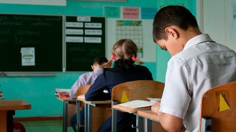 Сыктывкарские школьники получат комплекты смартбоксов для подключения к школьной цифровой платформе СберКласс