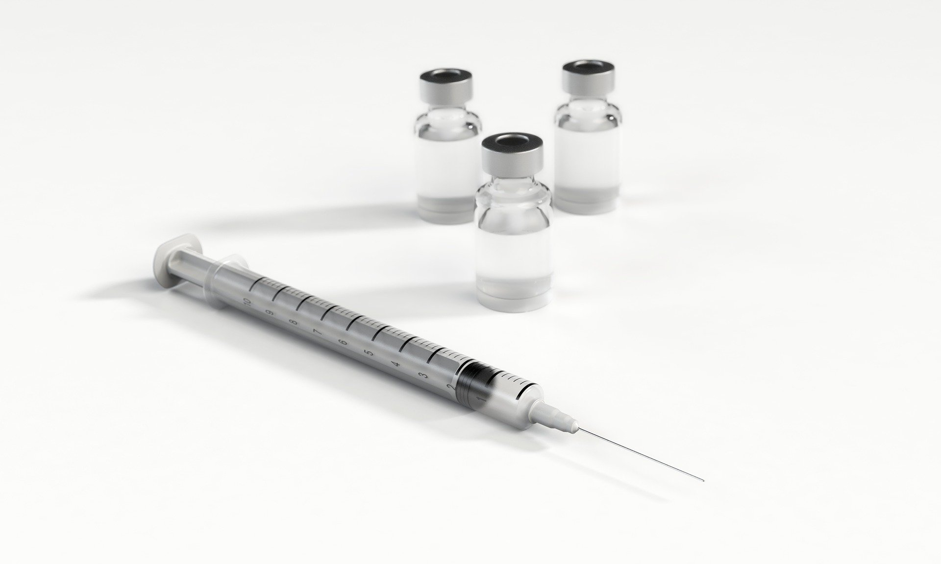 Вакцина от коронавируса в Коми: можно ли будет отказаться и когда придет следующая партия