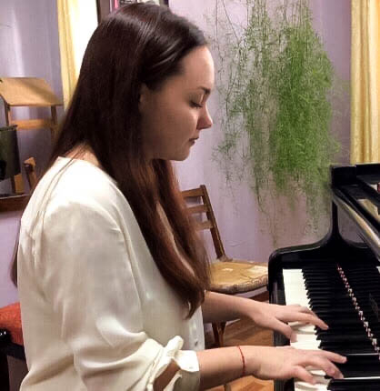 Студентка из Сыктывкара заняла первое место на международном конкурсе по игре на фортепиано