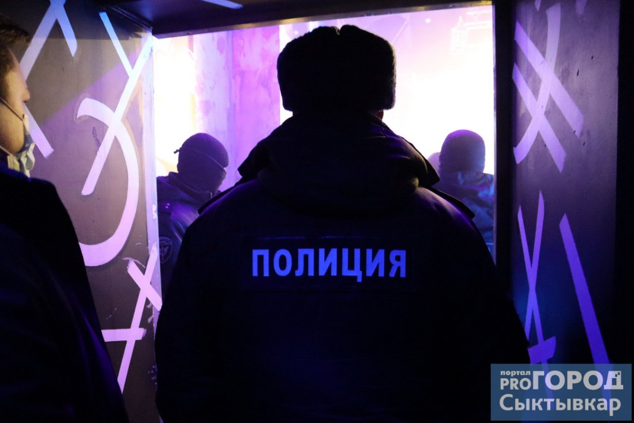 Фоторепортаж: в Сыктывкаре прошел рейд полиции и мэрии по ночным клубам