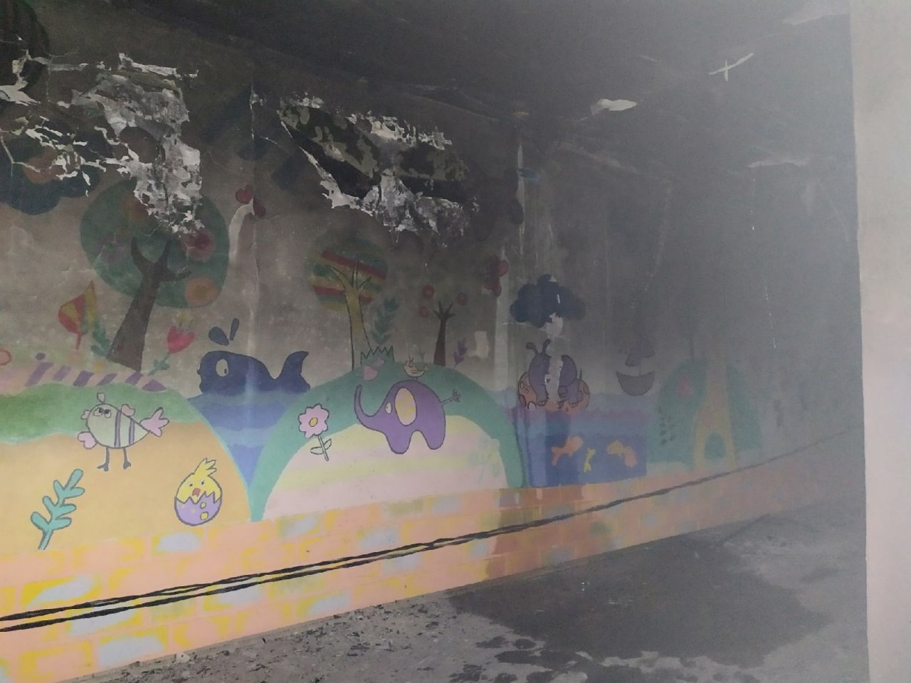 Появились фото с места пожара в сыктывкарском общежитии