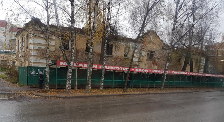 Урбанист рассказал, нужен ли в Сыктывкаре торговый центр на месте сгоревшего здания напротив «Северного рая»