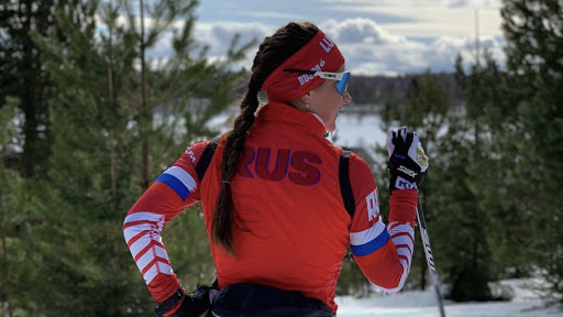 «Это был такой трудный путь, у меня нет слов»: Юлия Ступак стала призеркой в гонке Тур де Ски