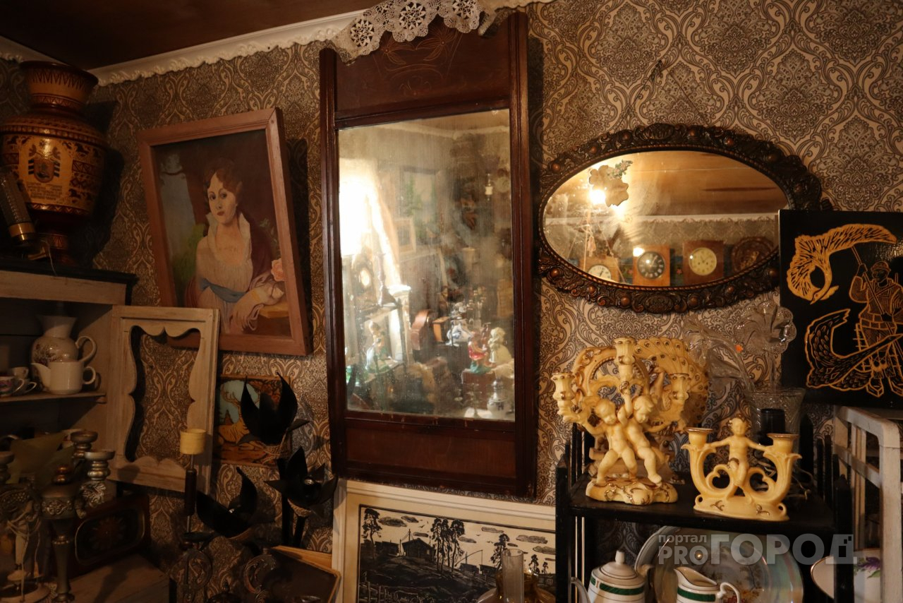 Старинные зеркала, электробигуди и чучела: фоторепортаж из сыктывкарской барахолки