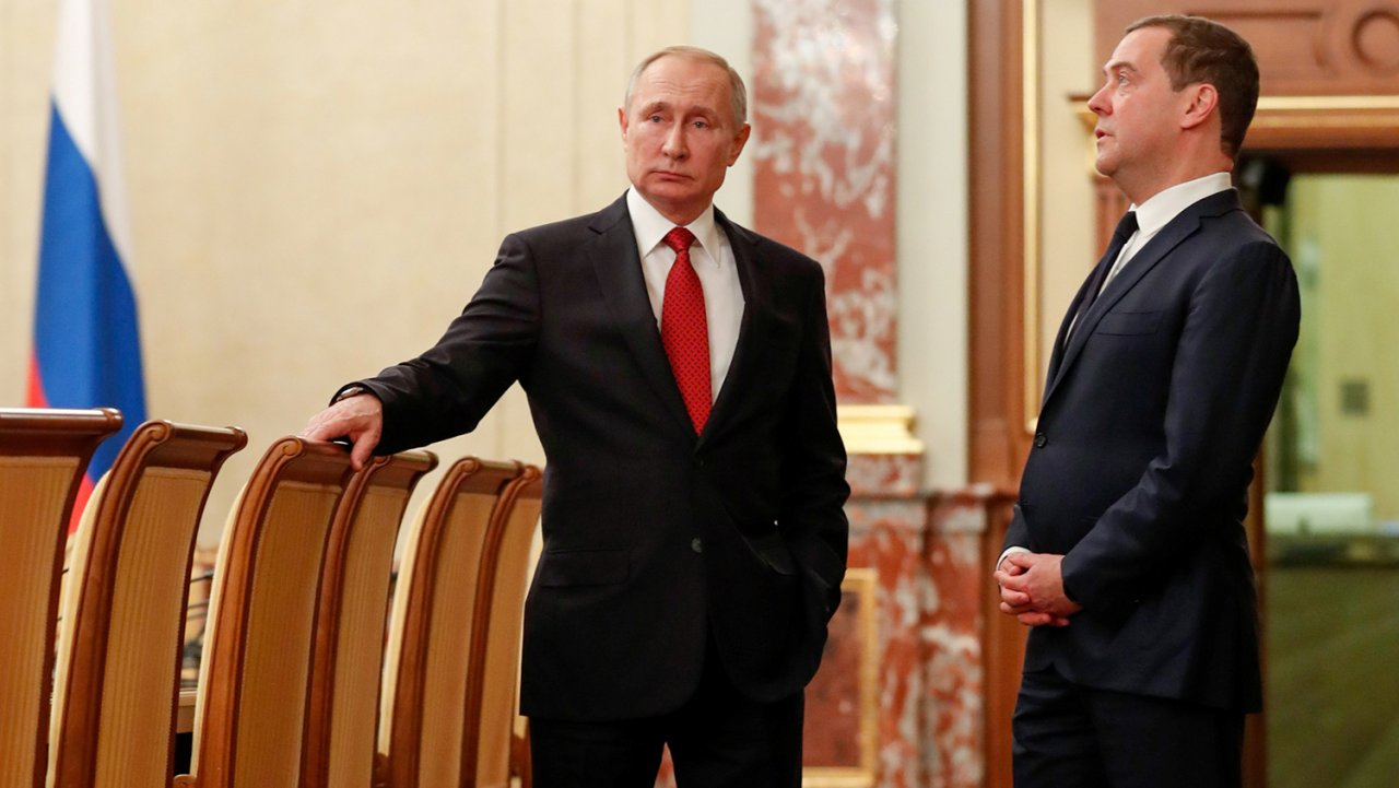 Экс-повар Кремля рассказал, какую еду предпочитают Путин и Медведев