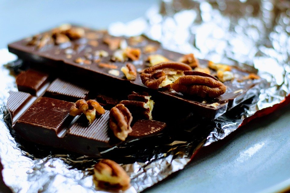 Ученые заявили о пользе шоколада на завтрак