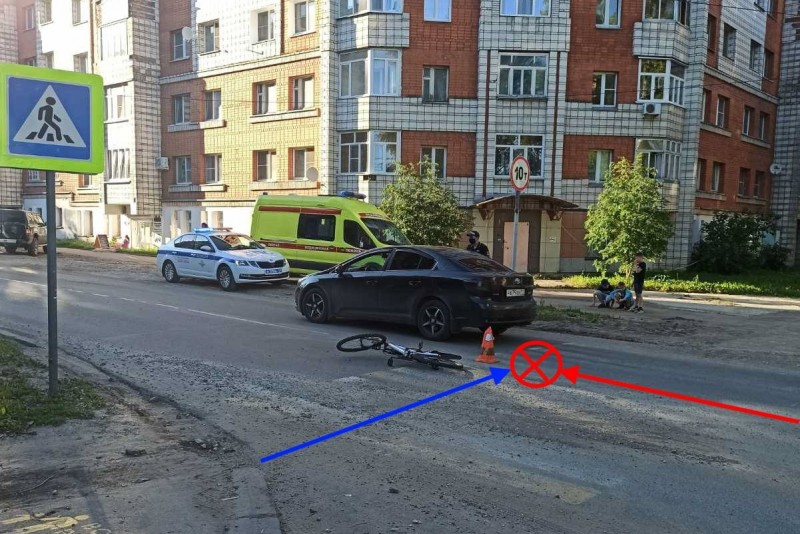 В Сыктывкаре девятилетний ребенок на велосипеде попал под колеса авто
