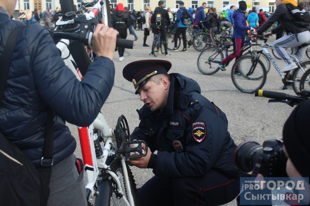 Полиция Сыктывкара будет следить за велосипедистами-нарушителями