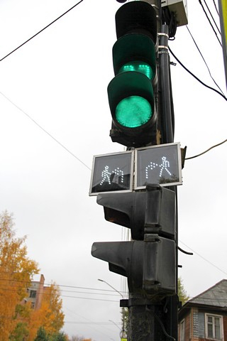 В Сыктывкаре на пяти перекрестках установят дополнительные секции светофора