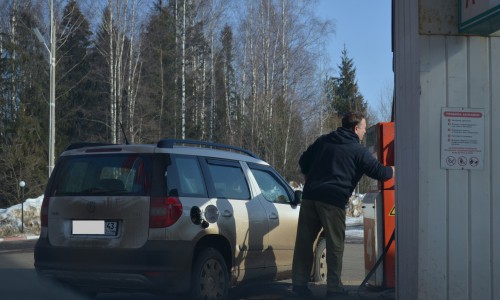 В Коми мужчина побил человека, потому что не хотел стоять в очереди