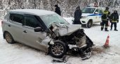 В Коми Skoda Fabia влетела в лесовоз
