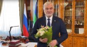 Владимир Уйба поздравил женщин Коми с 8 Марта